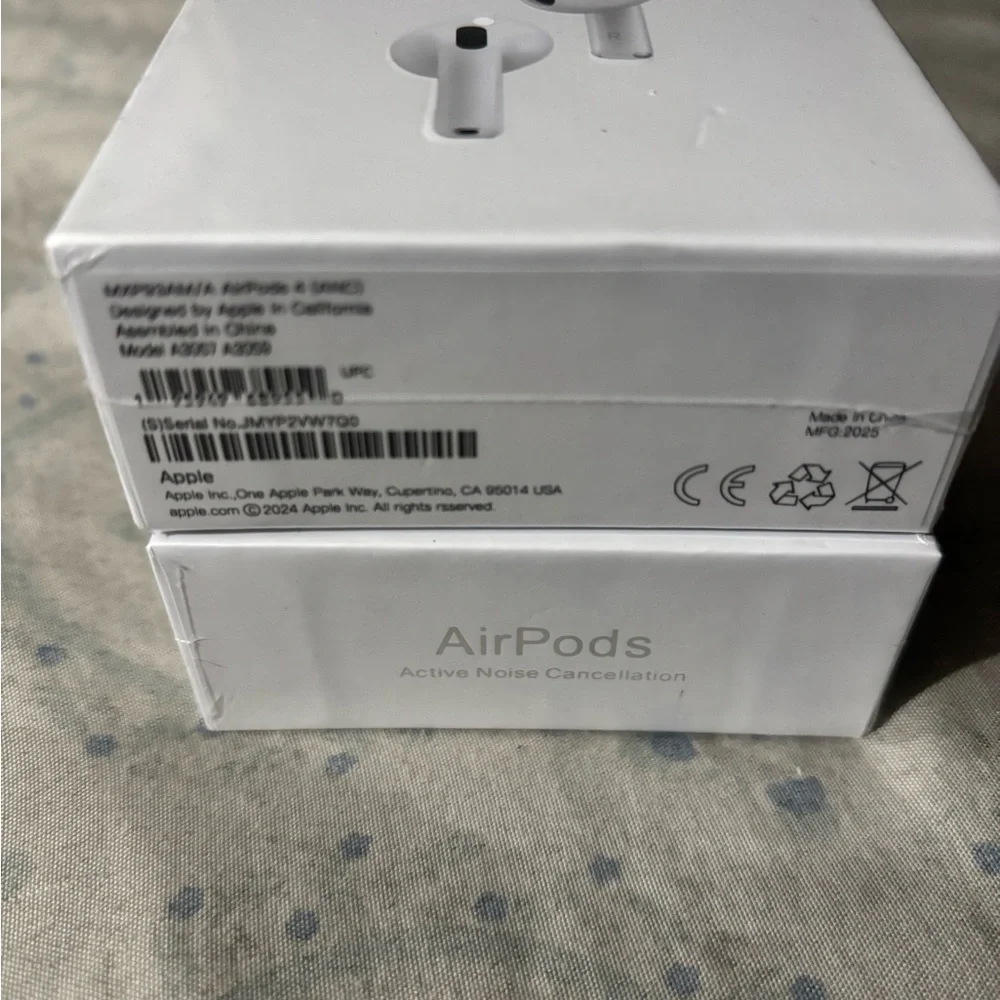 Apple AirPods 4 - ANC